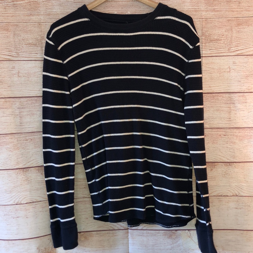 Gap shirt